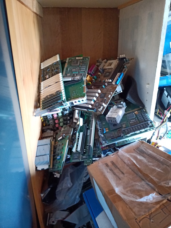 http://mr-meccano.le-vendeen.net/fichiers/informatique/Liquidation/145227.jpg